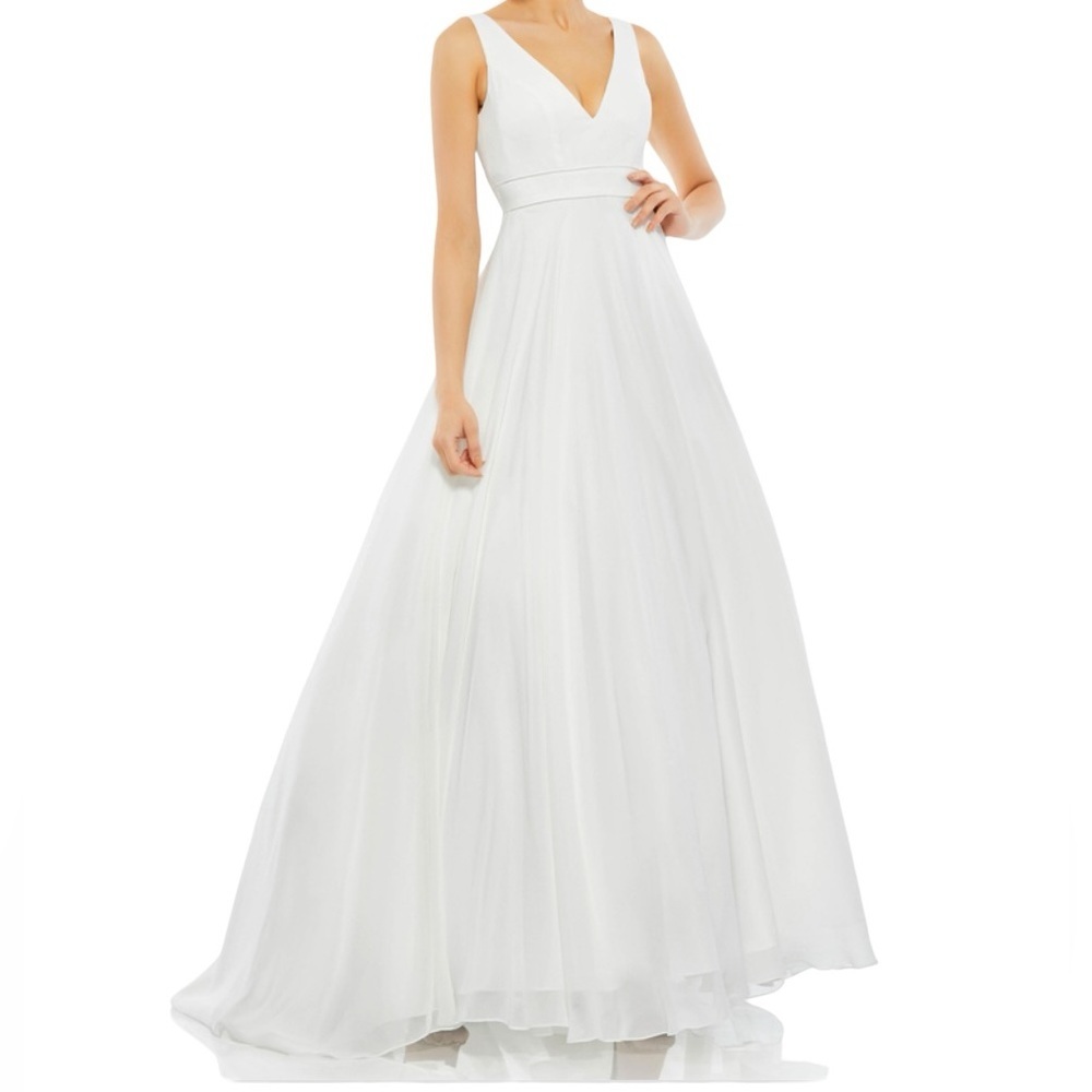 NEW IEENA for MAC DUGGAL 55272 White Chiffon Ball-Gown Wedding Dress Sz 0 - Picture 3 of 14